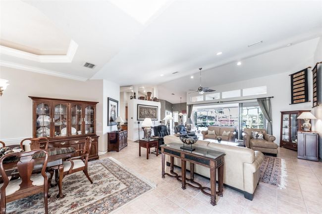 518 Saint Girons Ct, House other with 3 bedrooms, 3 bathrooms and null parking in PUNTA GORDA FL | Image 4