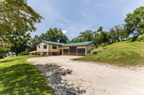 117 Kansas St Nw, Preston, MN, 55965-1051 | Card Image