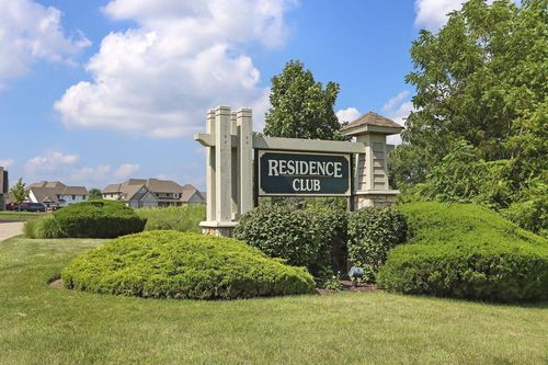 55-27-663 Greenview Circle, GENEVA, WI, 53147 | Card Image