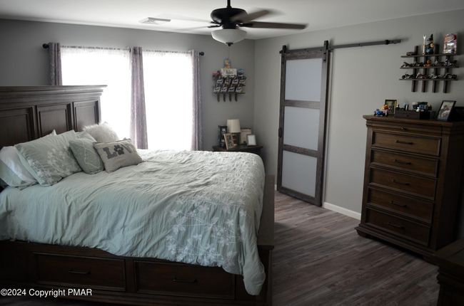 Bedroom | Image 16