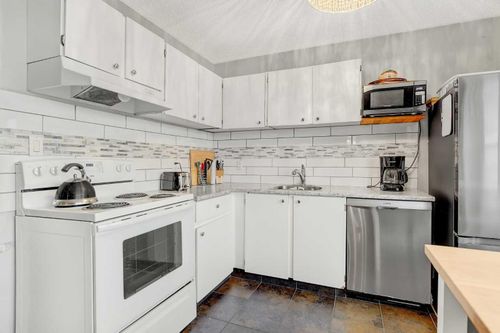 1209-7201 Poplar Dr, Grande Prairie, AB, T8V6C5 | Card Image