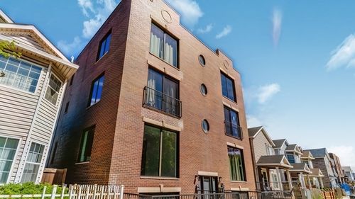 2s-1707 S Ruble St, CHICAGO, IL, 60616-1132 | Card Image