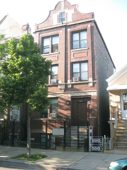 2f-1849 17th St, Chicago, IL, 60608-4828 | Card Image