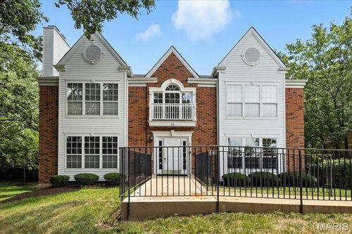 apt-b-316 Clayton Crossing Pl, Ellisville, MO, 63011-3367 | Card Image