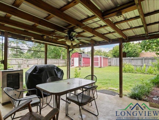 1009 Sequoyah Ln, House other with 3 bedrooms, 2 bathrooms and null parking in Longview TX | Image 19
