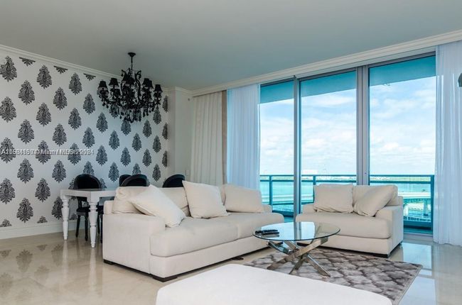 406 - 10295 Collins Ave, Condo with 2 bedrooms, 2 bathrooms and null parking in Bal Harbour FL | Image 11