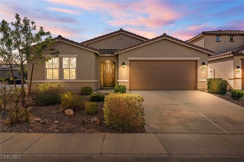 475 Basin Falls St, Indian Springs, NV, 89018-0606 | Card Image