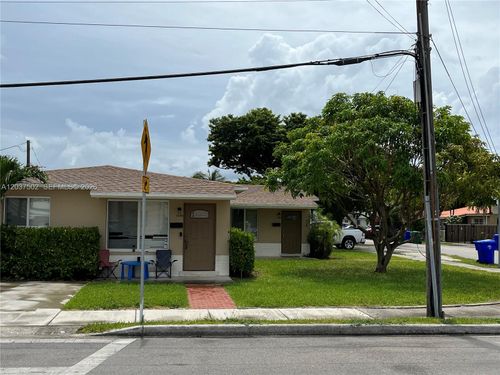 1200 Sw 31st Ave, Miami, FL, 33135 | Card Image