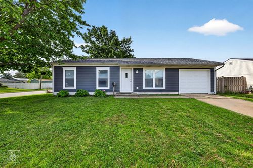 201 Pell Ave, Romeoville, IL, 60446-1743 | Card Image