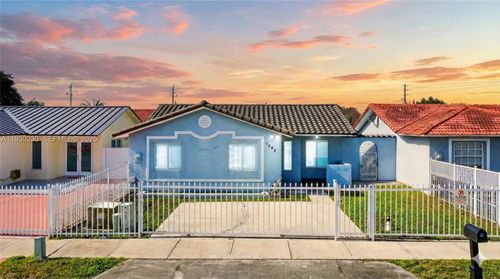 1022 Sw 138th Pl, Miami, FL, 33184-3011 | Card Image