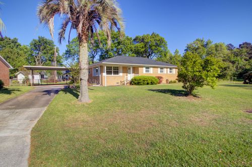 1084 Honeysuckle Ln, Charleston, SC, 29412-9712 | Card Image