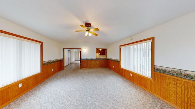 Family Room | Image 16