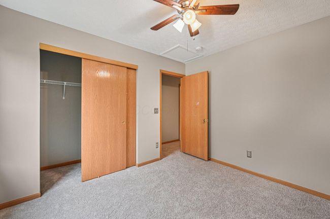1016 Pebble Brook Dr, House other with 4 bedrooms, 3 bathrooms and null parking in Columbus OH | Image 24