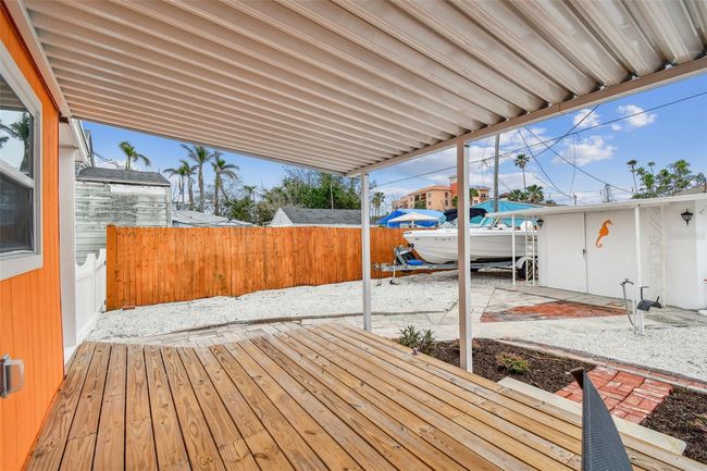 13320 2 Nd St E, Home with 2 bedrooms, 2 bathrooms and null parking in Madeira Beach FL | Image 35