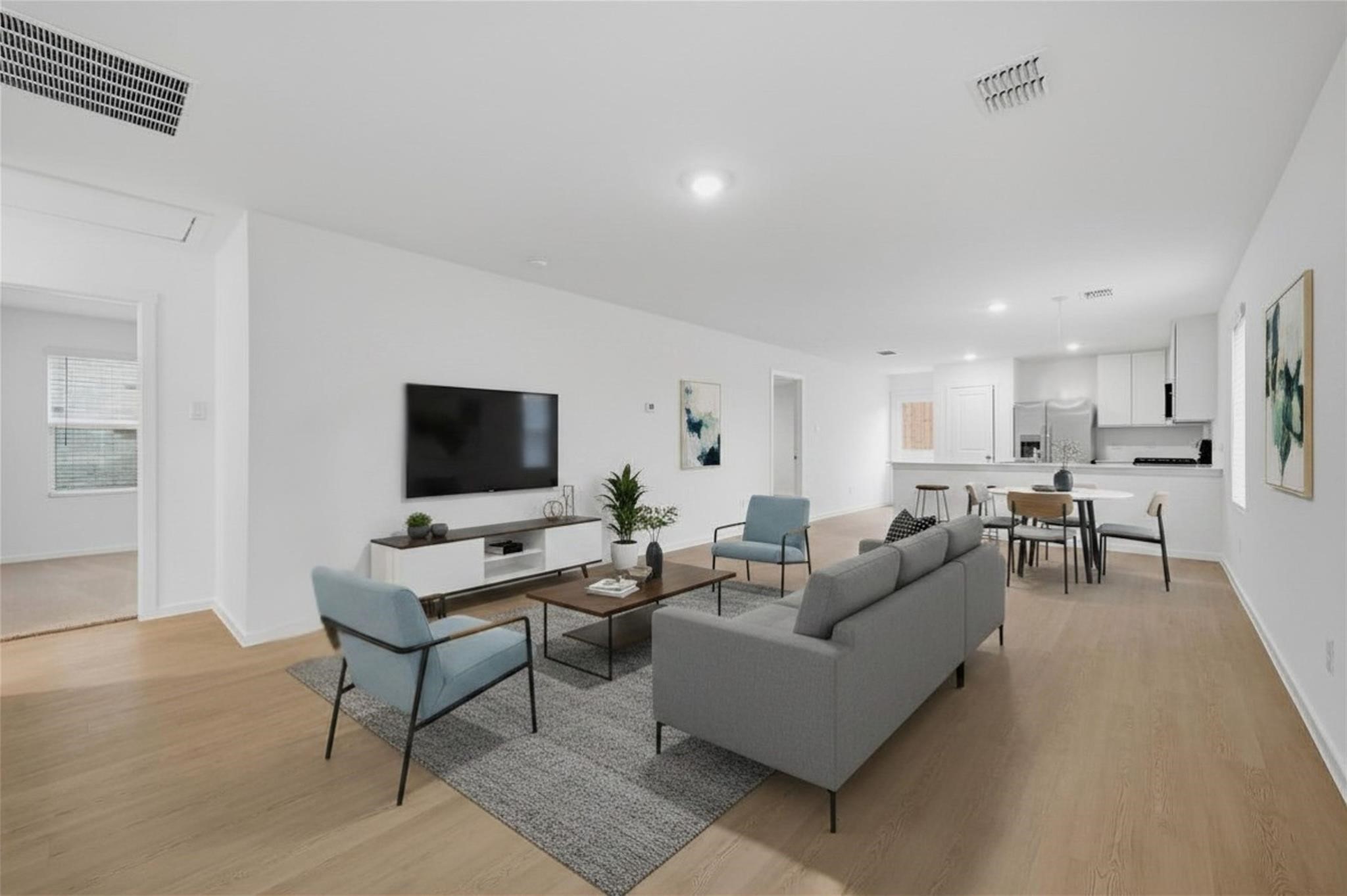 Residential Lease in Howe 4