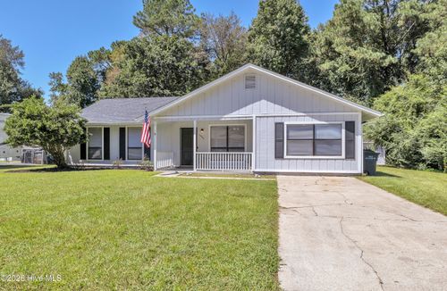1033 Massey Rd, Jacksonville, NC, 28546-5925 | Card Image