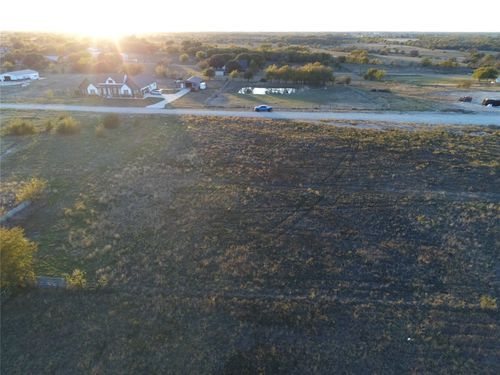 660 Hummingbird Ln, Justin, TX, 76247-2602 | Card Image