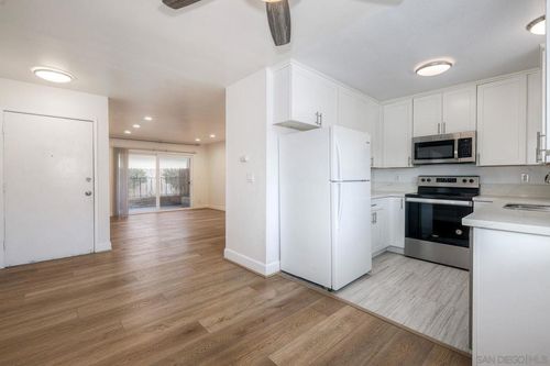 4-4281 Lowell St, La Mesa, CA, 91941 | Card Image