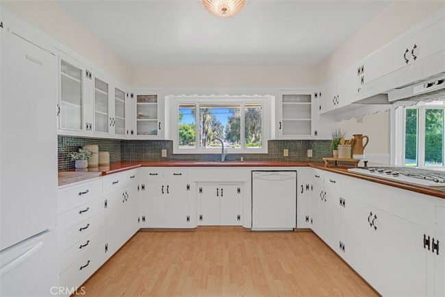 252 W 15 Th St, House other with 3 bedrooms, 3 bathrooms and 2 parking in Upland CA | Image 13