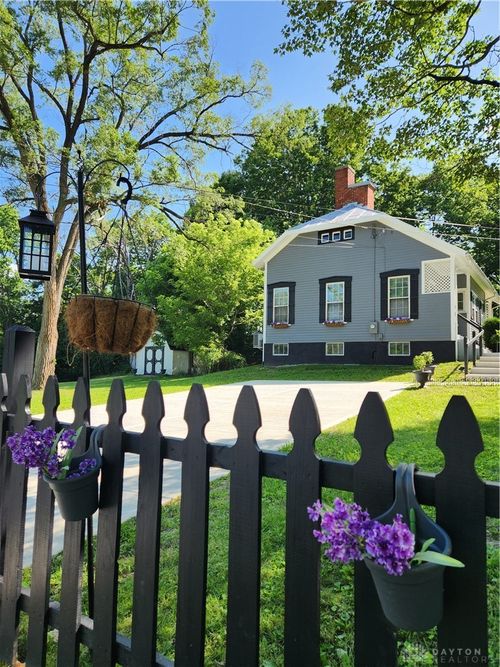 2282 Whitey Marshall Dr, Beavercreek, OH, 45434-7147 | Card Image