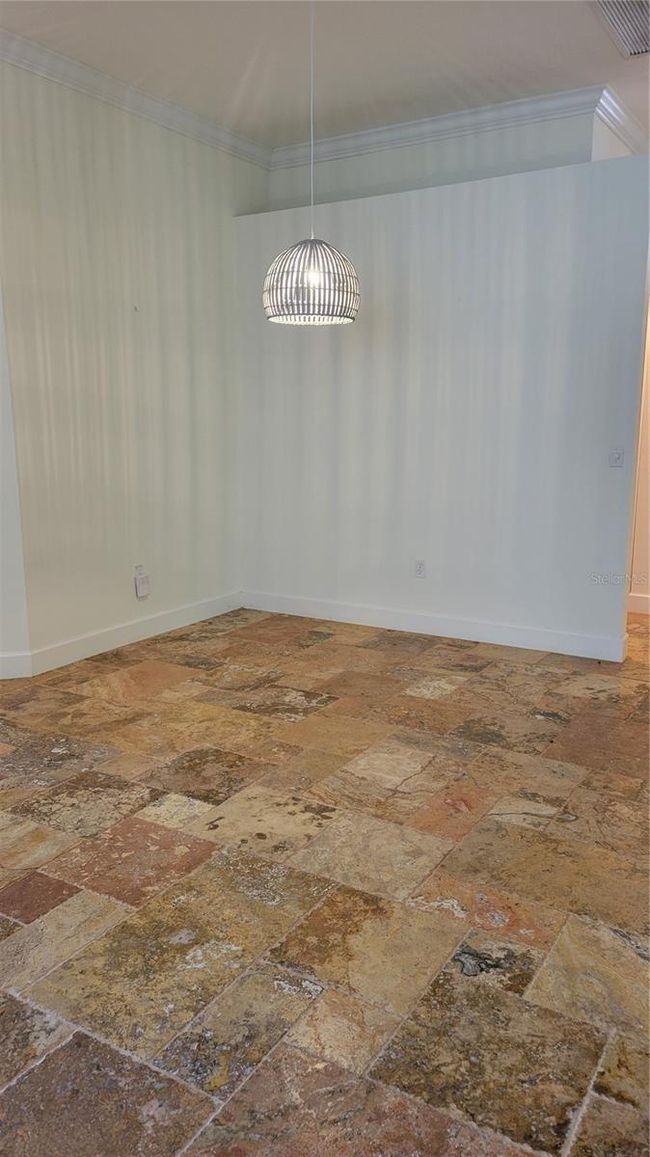dining room | Image 12
