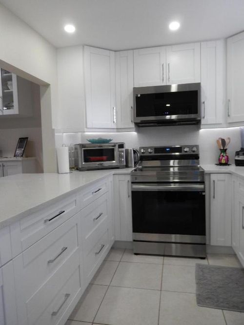 306-725 Lori Dr, Palm Springs, FL, 33461-1291 | Card Image