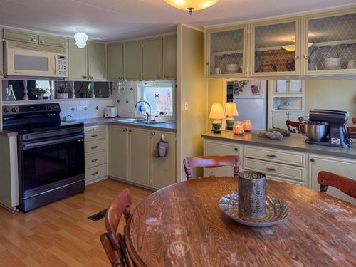 1-862 Mayhew Tpke, Bristol, NH, 03222-5237 | Card Image