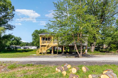 44 Vick Tree Ln, Hebron, IN, 46341-9798 | Card Image