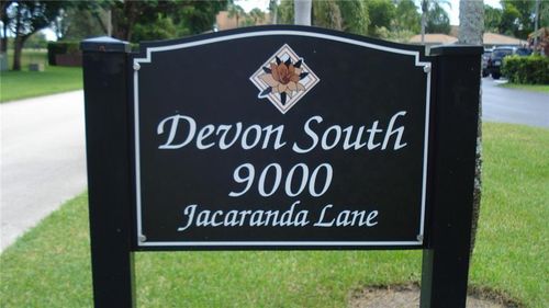 apt-207-9000 Jacaranda Ln, Plantation, FL, 33324-3620 | Card Image