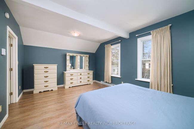 62 Stephen St, House other with 3 bedrooms, 2 bathrooms and 3 parking in Kingston ON | Image 18