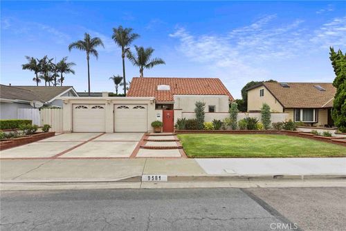 9581 Landfall Dr, Huntington Beach, CA, 92646-8211 | Card Image