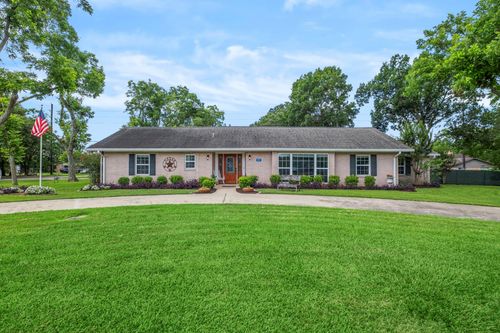5707 Guyler St, Wallis, TX, 77485-9254 | Card Image