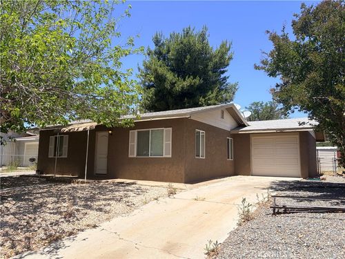 2879 W Williams St, Banning, CA, 92220-3853 | Card Image
