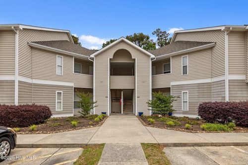 b-424 Commerce Ave, Morehead City, NC, 28557-2958 | Card Image