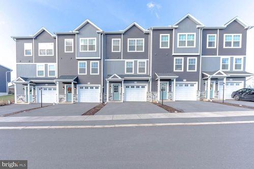 120 Highpoint Park Dr, PLEASANT GAP, PA, 16823-9643 | Card Image