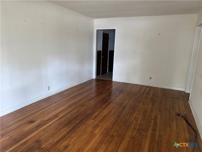 200 W Odell St, House other with 4 bedrooms, 2 bathrooms and null parking in Austin TX | Image 13