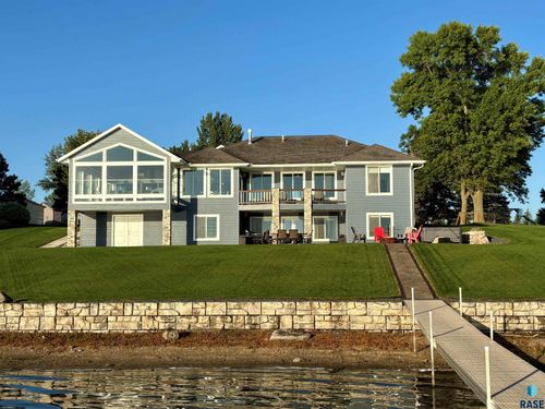 6642 S Lake Trl Trail, Wentworth, SD, 57075 | Card Image
