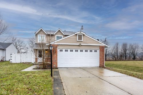 340 Westridge Blvd, Greenwood, IN, 46142-2132 | Card Image