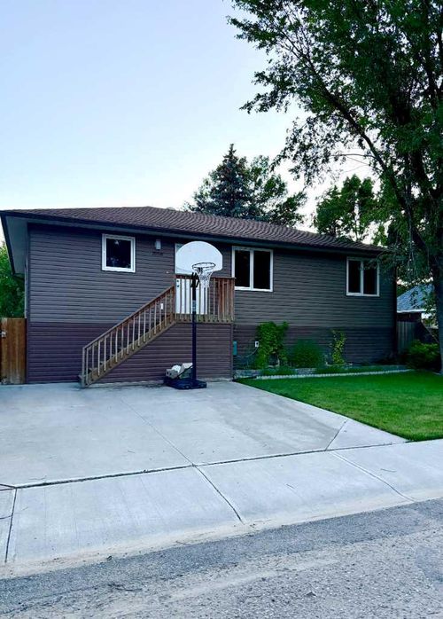 2016 14 St, Coaldale, AB, T1M1C4 | Card Image