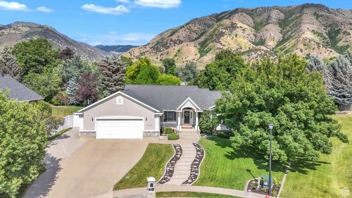 1630 Camelot Dr, North Logan, UT, 84341-8831 | Card Image