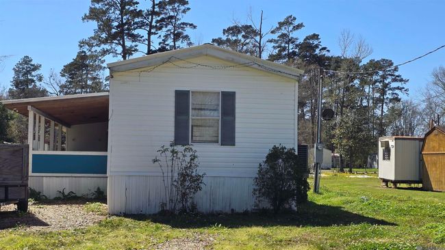 30997 Goldenrod St, House other with 3 bedrooms, 2 bathrooms and null parking in Denham Springs LA | Image 10