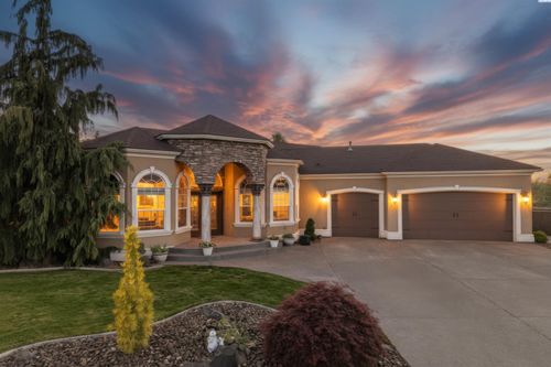 1239 Jubilee St, Richland, WA, 99352-7852 | Card Image