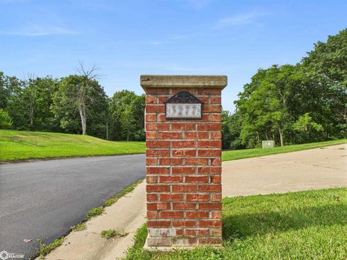 3277 Brookshire Dr, Keokuk, IA, 52632-2141 | Card Image
