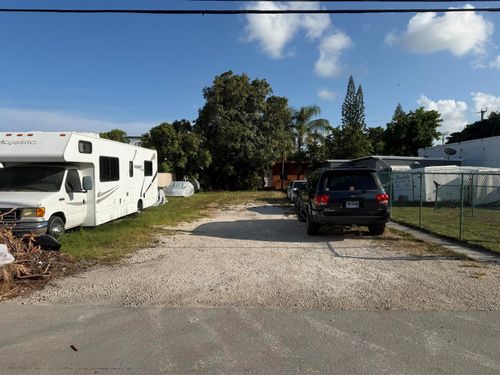 1-2-2136 Collins Court, Hollywood, FL, 33020 | Card Image