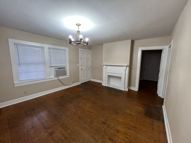APT-1 - 105 E Main St, Home with 2 bedrooms, 1 bathrooms and null parking in Woodbury TN | Image 4