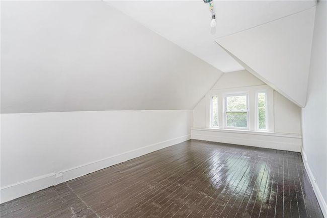 335 18 Th St, Home with 9 bedrooms, 2 bathrooms and null parking in Brooklyn NY | Image 38