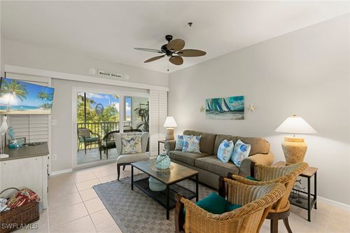 305-140 Palm St, MARCO ISLAND, FL, 34145-2018 | Card Image