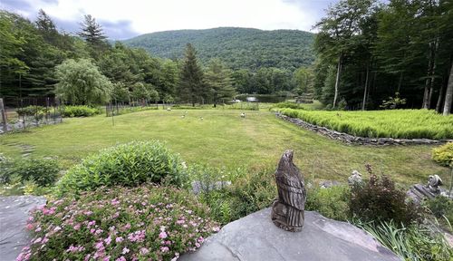 938 Woodland Valley Rd, Phoenicia, NY, 12464-5339 | Card Image