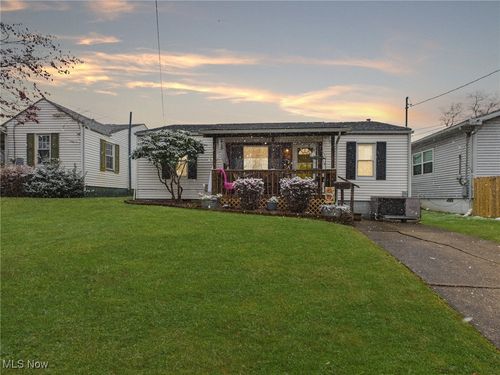 4109 10th Ave, Parkersburg, WV, 26101-6525 | Card Image