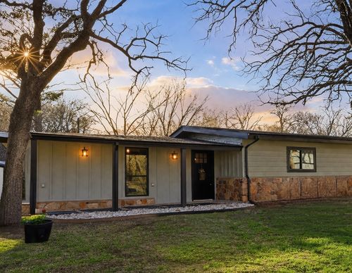1006 Newell Dr, Hudson Oaks, TX, 76087-7747 | Card Image